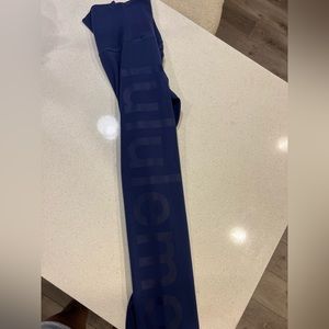 Align leggings (lululemon written down side of pant)